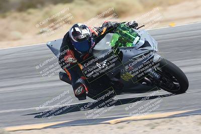 media/Sep-20-2025-Race Pace (Sat) [[d4e1b33f4d]]/Verified/Turn 10 Inside (1125am)/